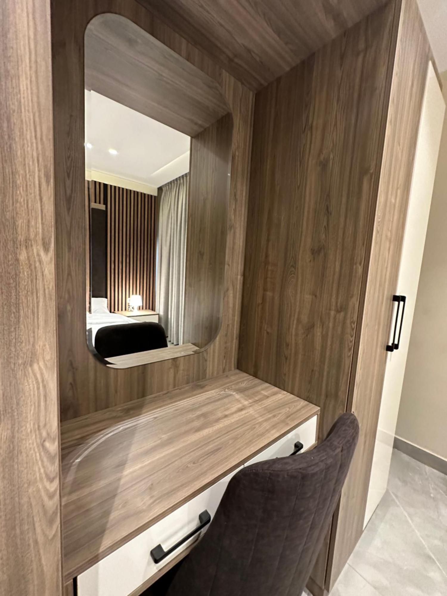 Apartament Chic For Rent Ave2-4